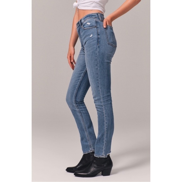 Abercrombie Distressed Medium Wash High Rise Skinny Jeans - Picture 3 of 13